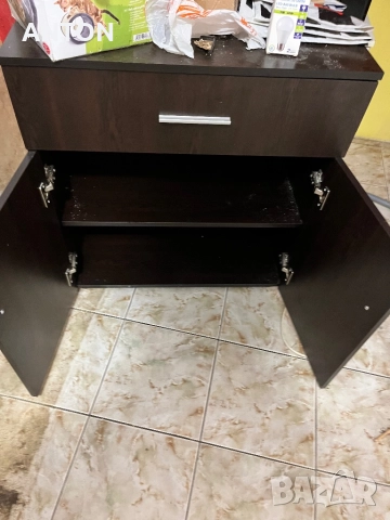 Два броя шкафове, снимка 2 - Шкафове - 52297911