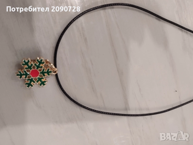 коледни колиета , снимка 2 - Колиета, медальони, синджири - 52557073