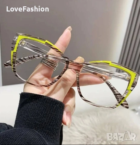 Рамки за очила със модерен искрящ акцент
