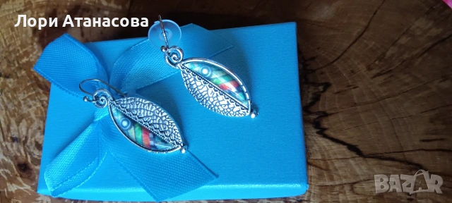 Нежен модел обеци - във форма на листа, снимка 2 - Обеци - 54000162