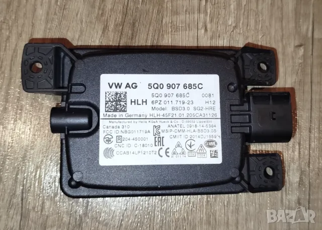 ляв радар Audi 5Q0907685C, основа 5G6907455B, снимка 2 - Части - 47500289