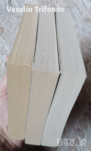 Продавам "Легенда за Огнегривия" на Реймънд Фийст, снимка 4 - Художествена литература - 53216139