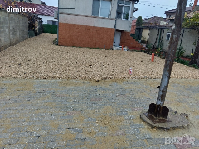 Парцел на ул.Калиакра с търговско лице