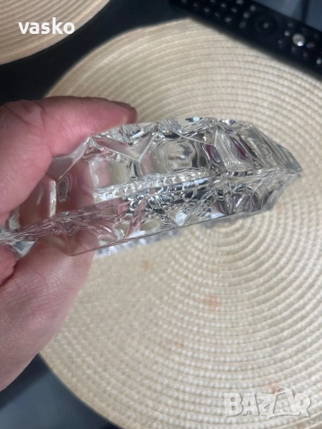 Кристален пепелник-голям, снимка 4 - Сервизи - 53645389