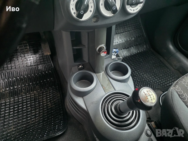 Митсубиши Колт, Mitsubishi Colt 1.3 бензин/газ, снимка 8 - Автомобили и джипове - 53681111