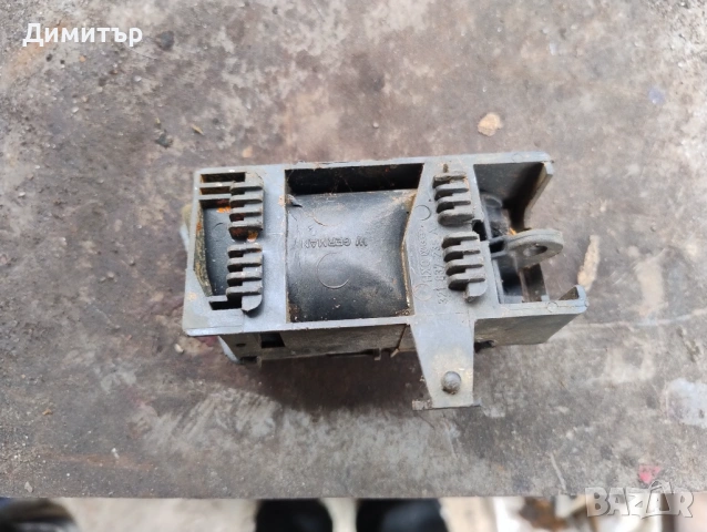 Дръжка Вътрешна Предна Лява За Фолксваген Голф 2 1990г / Vw Golf 2 1990y, снимка 2 - Части - 53901063