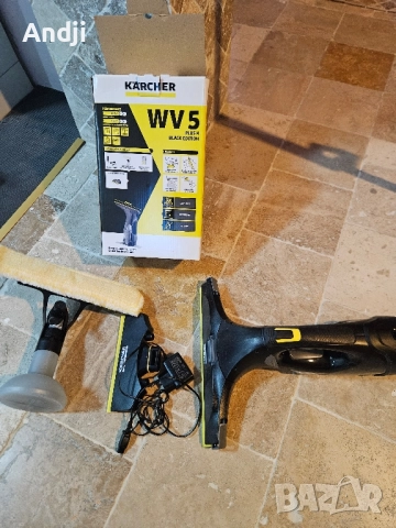 Акумулаторна парочистачка за прозорци Karcher, снимка 3 - Парочистачки и Водоструйки - 52136676