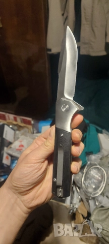 Нов сгъваем нож, Острие тип кама, С кутия