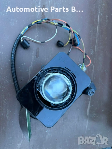 Лупа , задна част от фар HYMER B575 2015