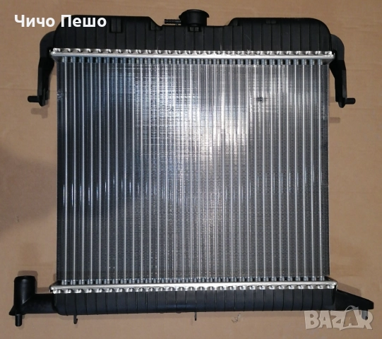 Чисто НОВ радиатор BEHR оригинал ЕЕ 90 231 318 Opel Omega A C20NE