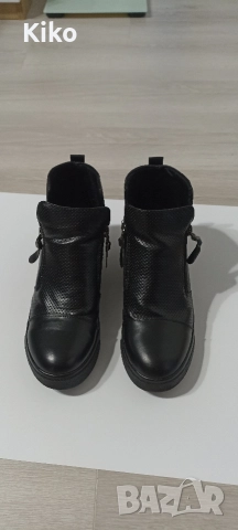 Дамски кожени боти като нови, снимка 3 - Дамски боти - 52584787