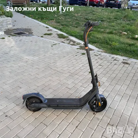 Електрическа тротинетка Segway-Ninebot Е2 Pro, 350W, снимка 1 - Друга електроника - 47621148