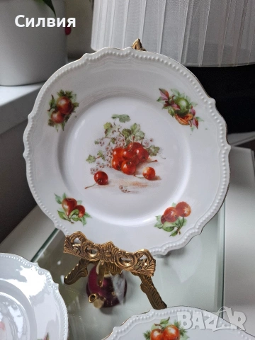 Антикварен Комплект Десертни Чинии „P.K. Silesia“ – Късче История от Силезия, снимка 10 - Сервизи - 53913619