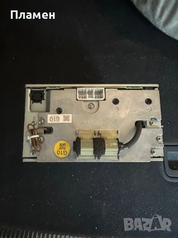 Subaru оригинална мултимедиа - CD , радио , касеткa , снимка 3 - Аксесоари и консумативи - 53943323