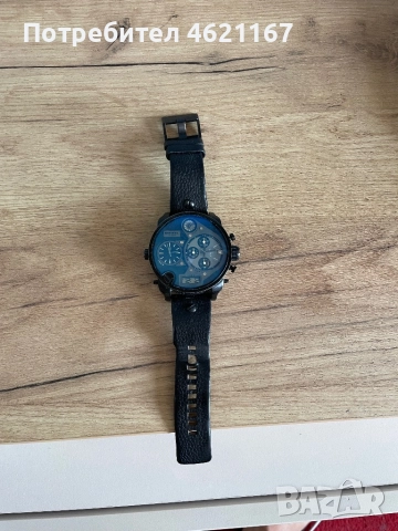 Часовник Diesel Black limited.