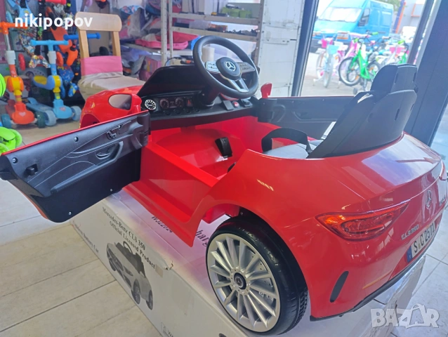 MERCEDES-BENZ 12V Акумулаторна кола CLS 350 червен, снимка 9 - Други - 53849507