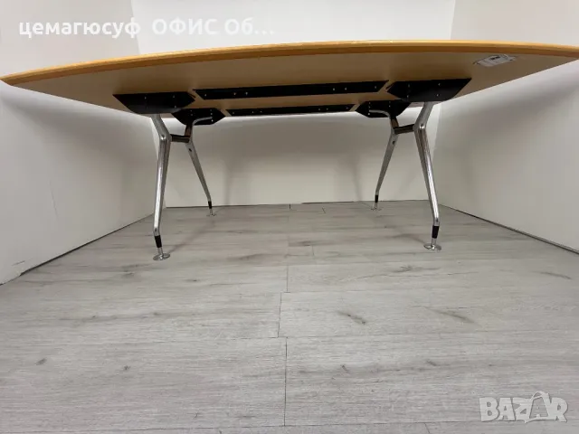 König & Neurath Summa конферентна маса, клен, 200 x 120 см – лодкова форма , снимка 6 - Маси - 49832528