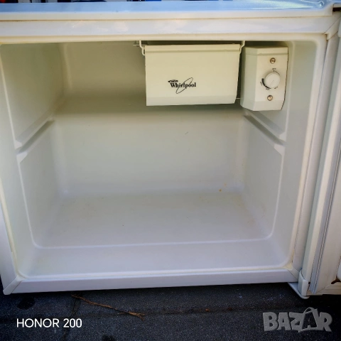 Хладилник, мини Whirlpool. , снимка 8 - Хладилници - 53813826
