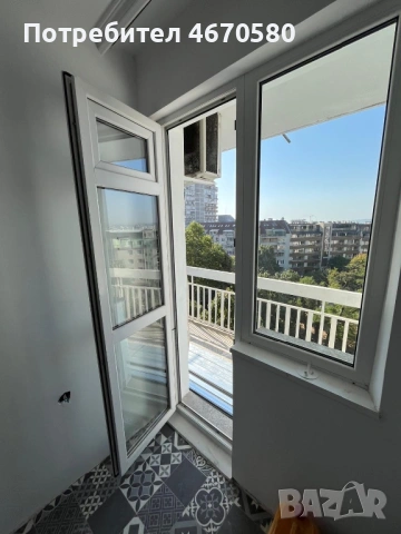 ПВЦ дограма - врата с прозорче + неотваряем прозорец