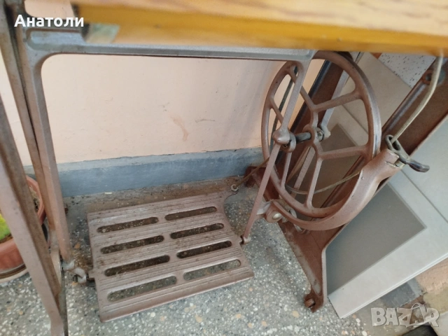 Продавам оверлог и крачна шевна машина , снимка 8 - Шевни машини - 54181949