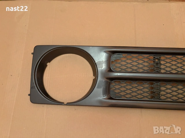 Предна маска-(решетка) Сузуки Самурай 1.3 моно 1993 год, снимка 4 - Части - 53574446