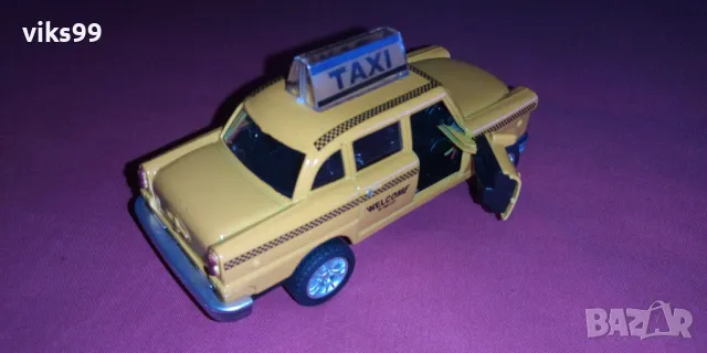 New York City Classic Taxi Cab - Мащаб 1:36, снимка 5 - Колекции - 48113649