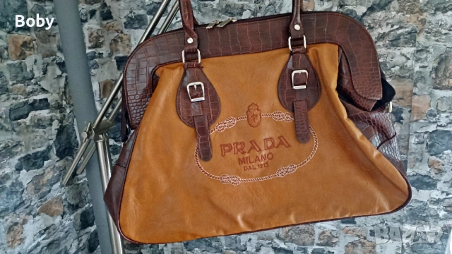Prada, снимка 2 - Чанти - 52001136