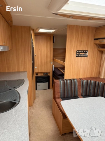 Каравана Dethleffs 550 TK Година : 2011 Спални места : 4+1 , снимка 6 - Каравани и кемпери - 52171598