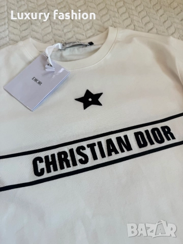Дамско тениски Dior, снимка 7 - Тениски - 52875937