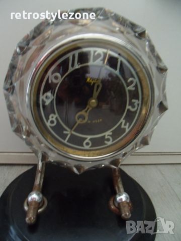 № 7482 стар настолен часовник - Маяк   
