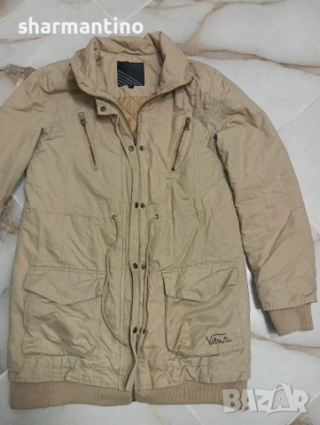 Vans зимно яке M - 13 €, снимка 2 - Якета - 53193676
