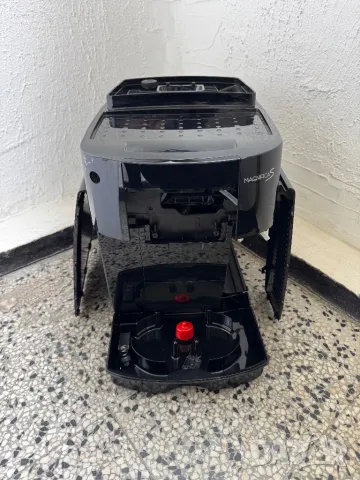 ЗА ЧАСТИ! Кафеавтомат DeLonghi Magnifica S ECAM 22.110.B, Автоматична Кафемашина, Еспресо, 15 bar!, снимка 1