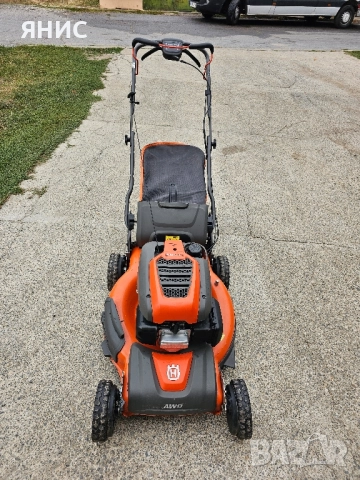 САМОХОДНА КОСАЧКА HUSQVARNA 4X4 HONDA. КАТО НОВА , снимка 15 - Градинска техника - 51840435