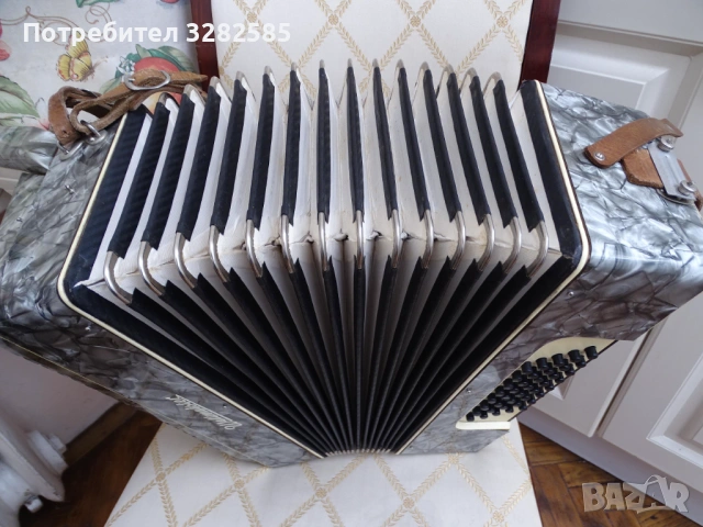 Акордеон Велтмайстер 40 баса, снимка 11 - Акордеони - 53854884