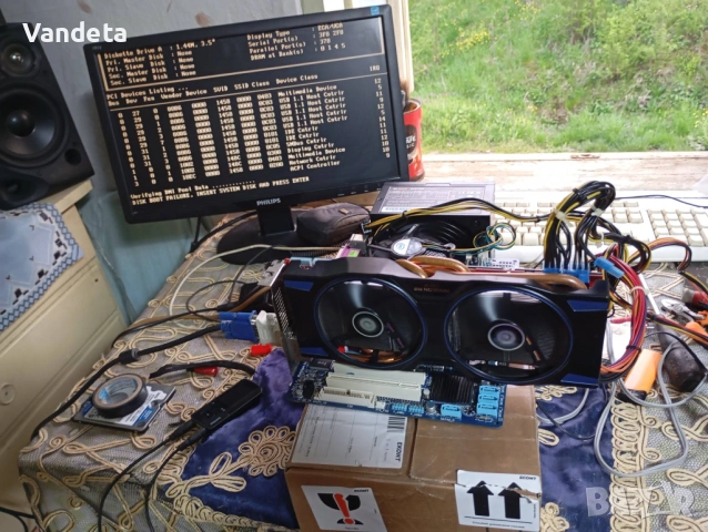 седемпинови графични карти AMD Radeon R9 280X, снимка 9 - Видеокарти - 50081382