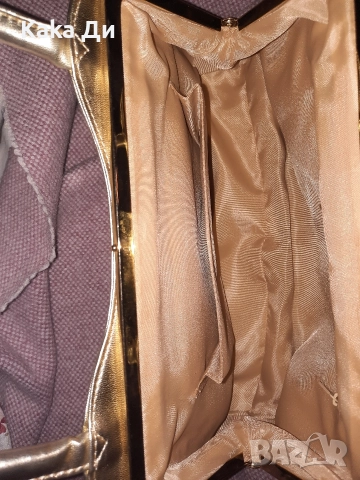 Златна чанта, снимка 3 - Чанти - 52978715