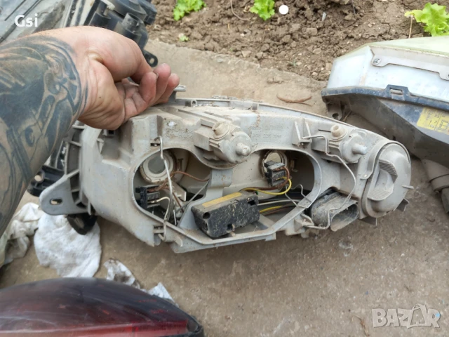 Фар за алфа 147, снимка 2 - Части - 50503037