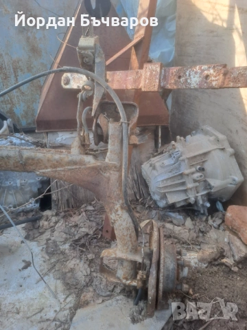 VW Golf Mk2 Gti Jetta Gt заден мост със дискови спир. и задни махферсони, снимка 5 - Части - 53850331