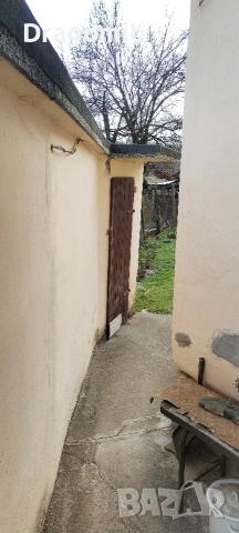 Къща с двор и плевня в кв. на гр. Трявна , снимка 3 - Къщи - 53975812