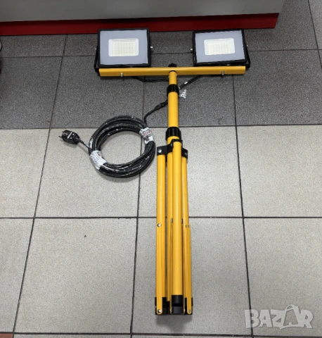 Телескопична Стойка/трипод/с 2 броя LED прожектори, снимка 3 - Други - 53793382