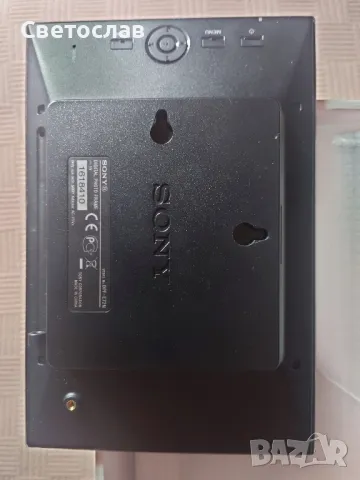 Нова дигитална фоторамка Sony DPF E72N, снимка 3 - Друга електроника - 48740926