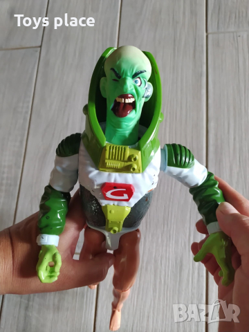 Hasbro Action Man Villain Enemy Professor Gangrene Action Figure 2001, снимка 4 - Фигурки - 50995665