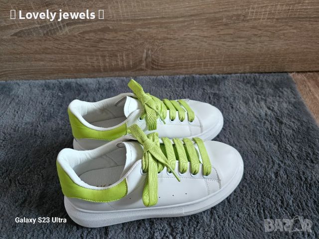 Бели спортни обувки с неон зелено, снимка 8 - Маратонки - 45808345