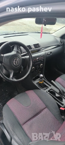 Мазда 3 1.6 бензин , снимка 10 - Автомобили и джипове - 53065103