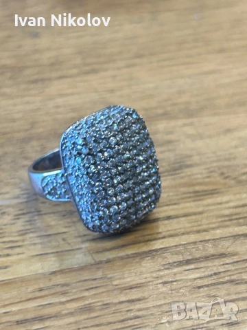 Дамски сребърен пръстен с множество цирконии, снимка 4 - Пръстени - 52905318