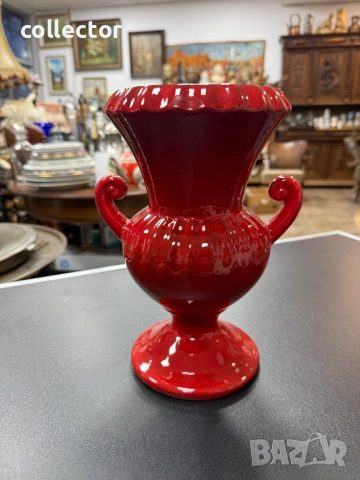 Червена керамична ваза под формата на амфора. №7867, снимка 4 - Антикварни и старинни предмети - 53476321