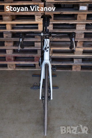 Шосеен велосипед CUBE Attain Pro 58, снимка 5 - Велосипеди - 53358345