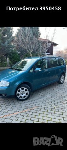VW Touran 7 местен 2.0TDI перфектен мотор и ходова част обслужен от първия собственик , снимка 2 - Автомобили и джипове - 53652697