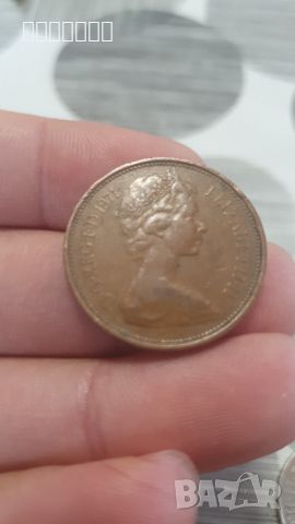 Редки монети:Британски Elizabeth 2 :1971,1980,2010, снимка 2 - Нумизматика и бонистика - 45906443