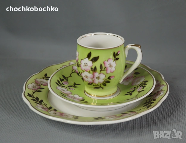 Стар Руски порцелан троен сет чашка за кафе с чинийки